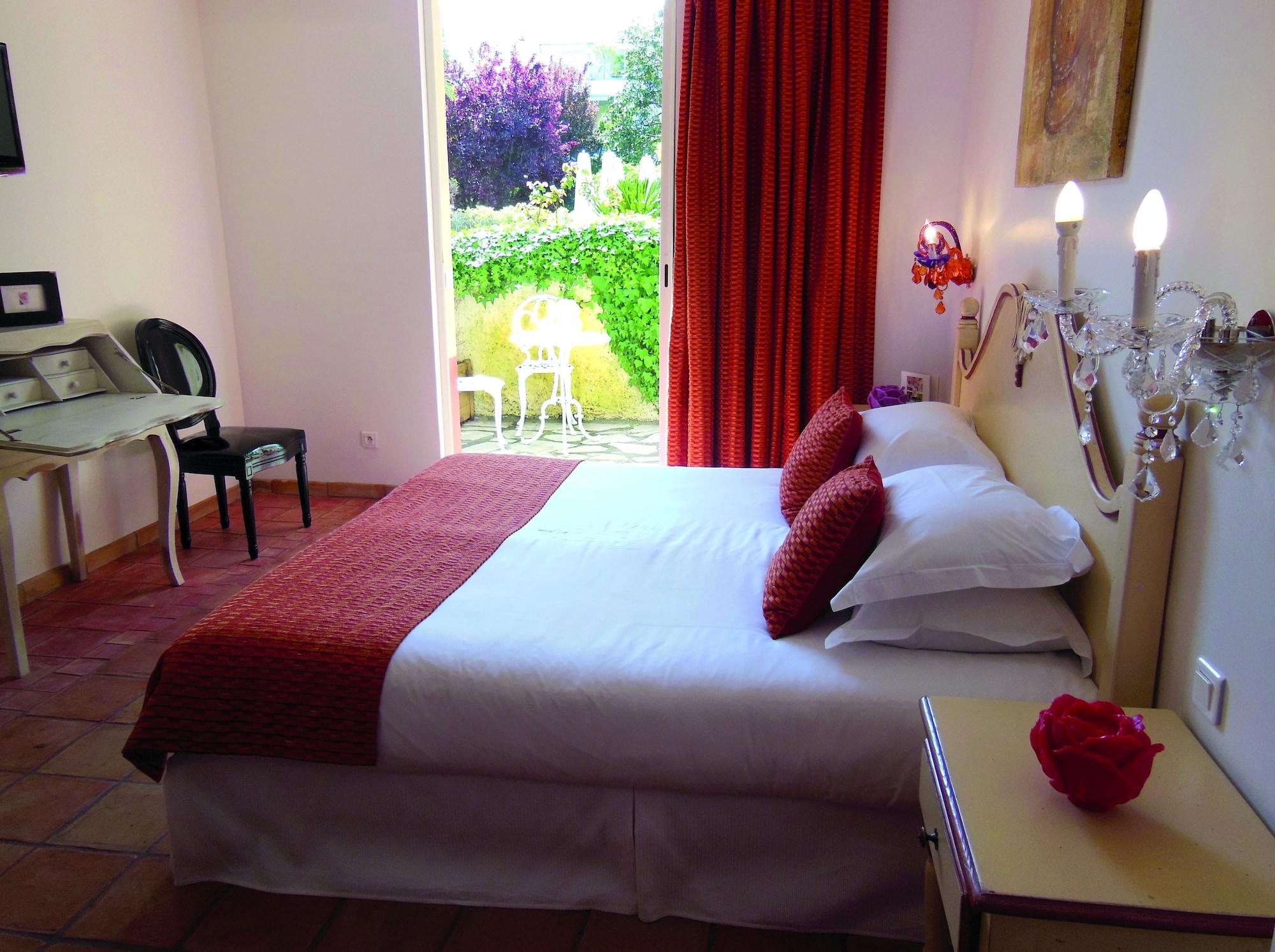 La Sainte Valerie Adults Only 4*