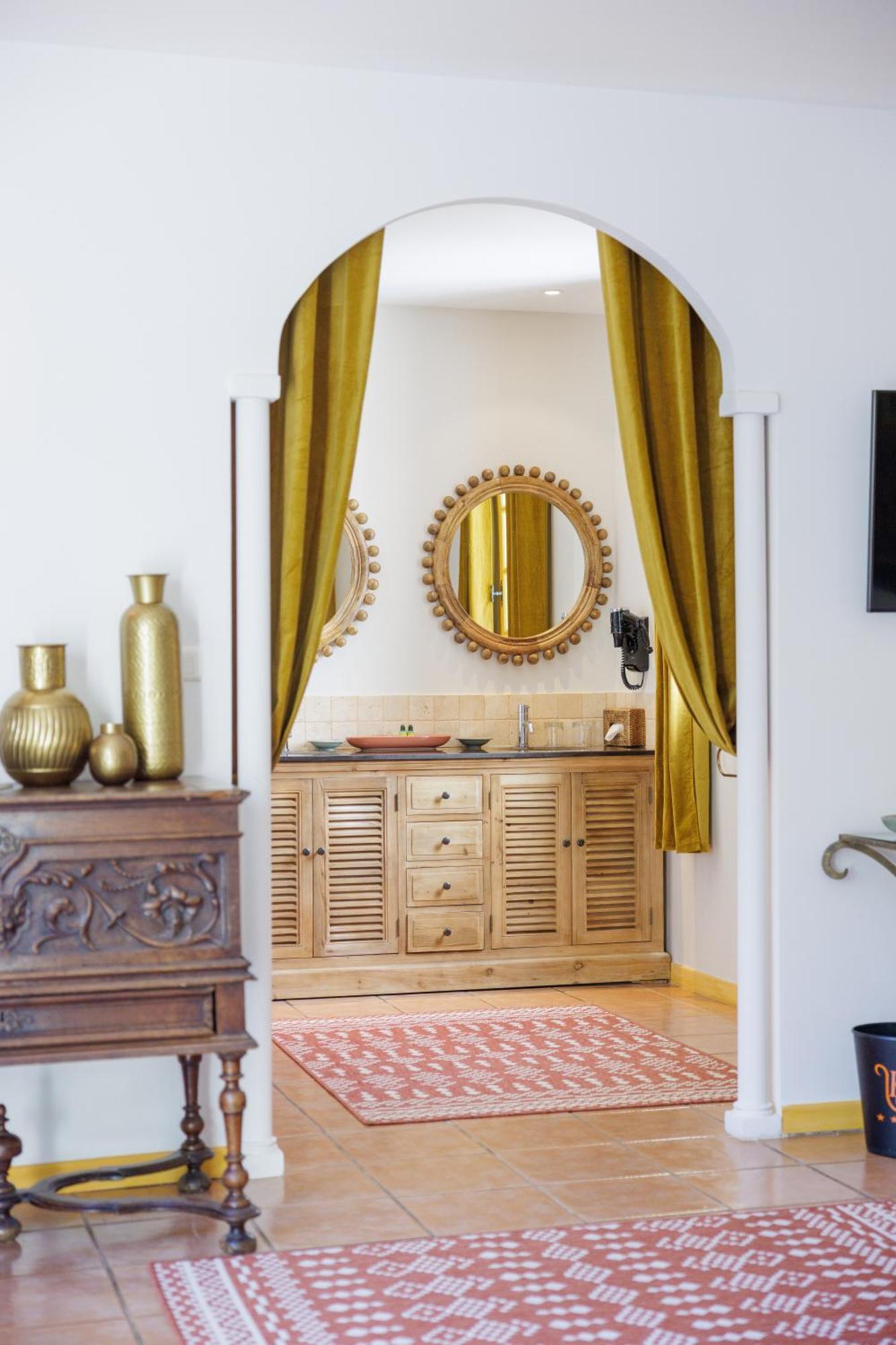 Sainte Valérie Hotel 4*